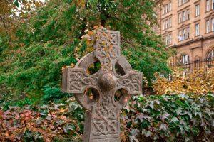 Tombstone Carvings: Adding Personal Touches