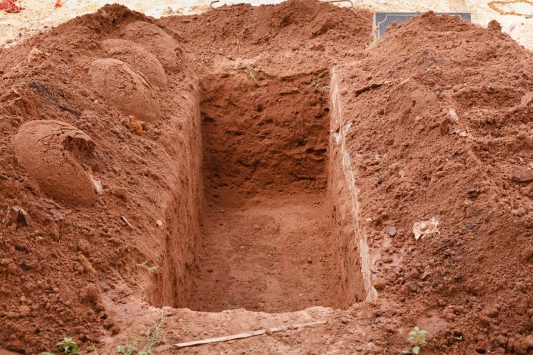 Buying a Burial Plot: A Comprehensive Guide